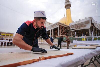  ساخت کیک بزرگ ولادت امام عصر(عج) در حرمین سامرا