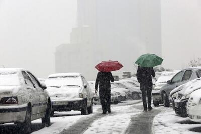  پلیس راه: بارش برف و باران در جاده های ۲۲ استان