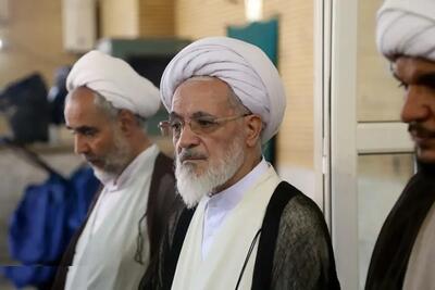 آیت‌الله بیات زنجانی : جشن نگرفتن نیمه‌شعبان برای هم‌دردی با مردم داغدار