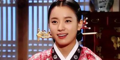  عکس صمیمی بازیگران سریال دونگ‌یی در یک کافه