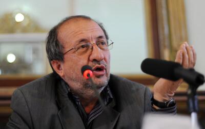  عضو شورای اسلامی شهر اصفهان: شوراهای شهر مهم‌ترین دستاورد انقلاب در تحقق مردم‌سالاری دینی هستند