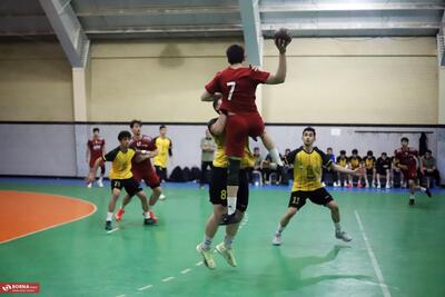  گزارش تصویری| پایان دور گروهی مسابقات هندبال جوانان کشور در کرمانشاه