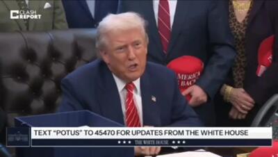  ترامپ به گزارش‌گر سی‌ان‌ان: چرا هیچ وقت لبخند نمی‌‎زنی؟ شرم بر تو!