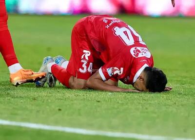 گلزن جوان پرسپولیس در کنار مهدوی‌کیا