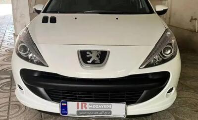 حراج 900/00/000 تومانی پژو 207 پاناروما مدل : 1401 سفید فول (زیر قیمت بازار)