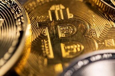 بیت‌کوین به پایین‌ترین سطح قیمتی سقوط کرد/ فشار فروش رمزارزها تشدید شد