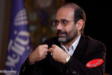  مجاهدی: با ادامه وضع موجود ناآرامی‌ها در ایران حالت «رفت و برگشتی» و «آکاردئونی» پیدا می‌کنند / از سال ۱۳۹۷ به بعد جمعیت فقرا دو برابر شده است - کلبه سرگرمی