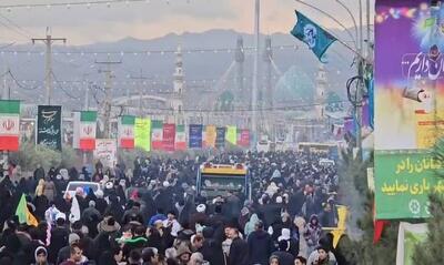 فیلم/ سیل جمعیت در مسیر طریق المهدی(عج)