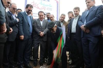  کلنگ احداث پل گاومیشان در محور دره‌شهر- پلدختر به زمین زده شد  