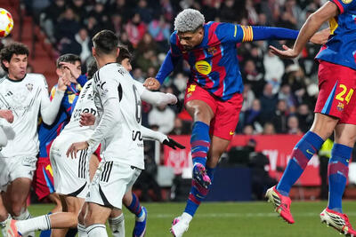 صعود بارسلونا به نیمه‌نهایی جام‌حذفی با شکست شگفتی‌ساز