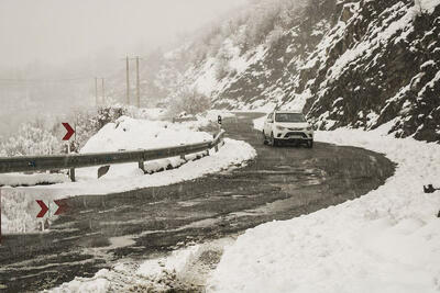 بارش سنگین برف و ترافیک شدید در محور هراز
