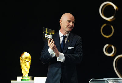 فیفا به دزدی متهم شد: ۹ هزار دلار به سرقت رفت! - پارس فوتبال