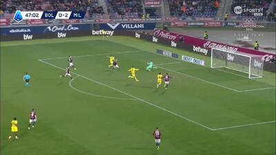 ویدیو: گل سوم میلان به بولونیا توسط آدرین رابیو - پارس فوتبال