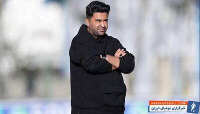 کلیپ خروج سعید اخباری سرمربی چادرملو اردکان به کمک عصا