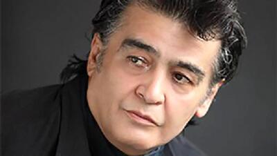 فیلم / نوستالژی ویژه دهه فجر: اجرای زنده مرحوم رضا رویگری از شاهکار دهه 60 : ایران ایران، ایران رگبار مسلسل ها