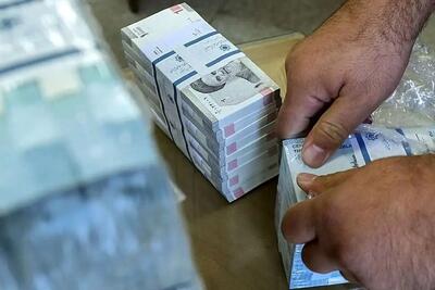 مبلغ عیدی ۱۴۰۴ کارمندان و بازنشستگان تصویب شد