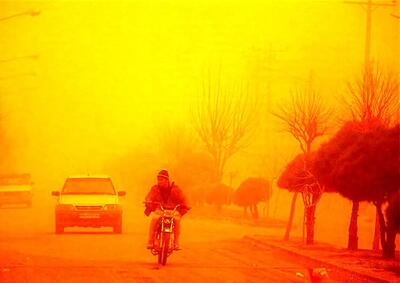 توفان شدید در یزد / توفان با سرعت ۱۲۹ کیلومتر بر ساعت یزد را در نوردید