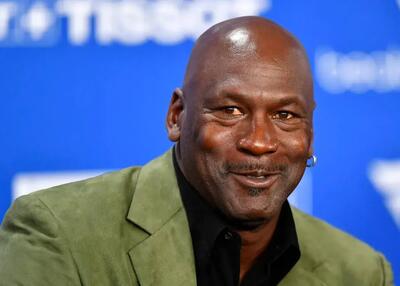  432 میلیارد تومان برای امضای مایکل جردن!