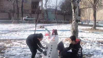  برگزاری جشنواره آدم برفی در سراب 