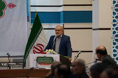  یکی از برنامه‌های اصلی دشمن، تجزیه ایران بود