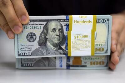 تغییر قیمت دلار با شایعات لغو مذاکرات / دلار یک‌ساعته ۸ هزارتومان گران شد!