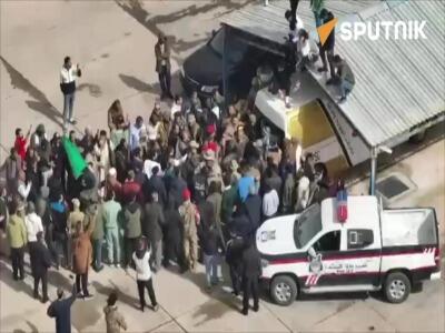  لحظه ورود جسد سیف‌الاسلام قذافی به بیمارستان بنی ولید