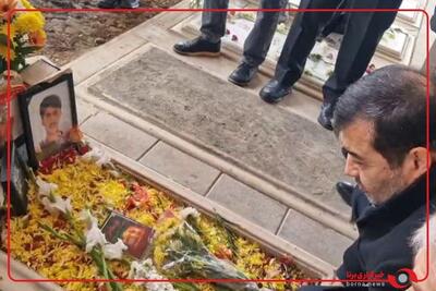  حضور وزیر ورزش و جوانان در بهشت زهرا و گلزار شهدا به مناسبت دهه فجر