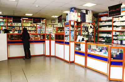 خطر کاهش شدید موجودی دارو در داروخانه‌ها/ ۳۰هزار همت، مطالبات داروخانه‌ها از سازمان‌های بیمه‌گر