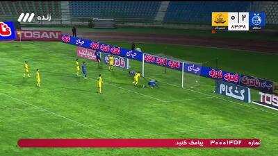 لحظه اعلام پنالتی به سود شمس آذر مقابل استقلال + ویدئو