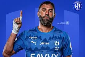 انتقاد شدید از بنزما؛ تو اصلا با رونالدو قابل مقایسه نیستی!