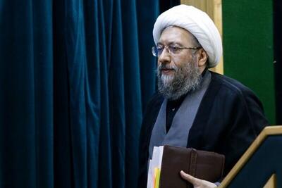  ببینید | آیت‌الله آملی لاریجانی: ترامپ مانند فرعون جبار تاریخ است
