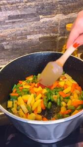 طرز تهیه خوراک لوبیا بدون گوشت و مرغ ارزان و فوری+ فیلم