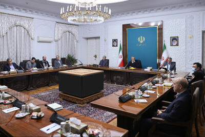 دستور رئیس‌جمهور در زمینه تأمین ارز مورد نیاز دارو و تجهیزات پزشکی