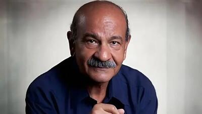  عکس / نگاهی به نوشته پرمعنای سنگ قبر  فردوس کاویانی بازیگر زرتشتی/ با پرچم ایران و نشان اهورا مزدا / روحش شاد و یادش گرامی