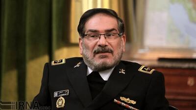  شمخانی: عراقچی مورد اعتماد سطوح عالی تصمیم‌گیری است