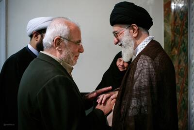  تصویر پدر و مادر سیدحسن نصرالله در کنار رهبرانقلاب