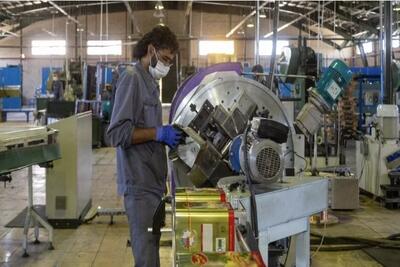 شکاف عمیق دستمزد واقعی و اسمی/افزایش دستمزد باید چندمرحله‌ای باشد