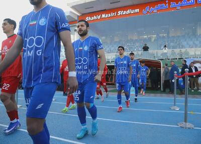  بازگشت عارف به ترکیب استقلال با بازوبند