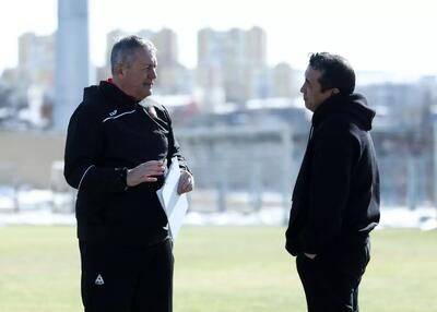 خداداد، محافظ همیشه جنجالی تراکتور (عکس)