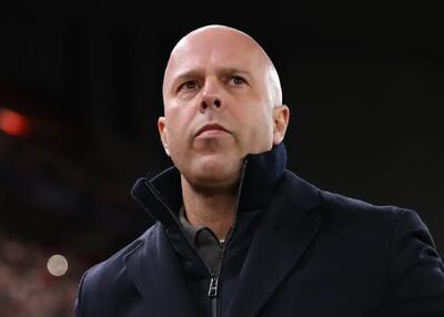  اشلوت تأیید کرد: لیورپول آماده جدایی فن‌دایک!