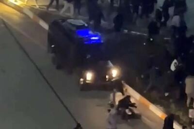  زیرگرفتن مردم توسط خودروی پلیس در اردبیل/ فارس: عمدی نبود!