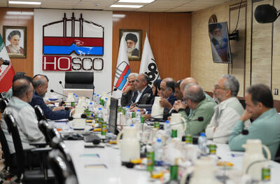  بررسی پتانسیل‌های استان، آمایش سرزمینی و احصای چالش‌های فولادسازان هرمزگان