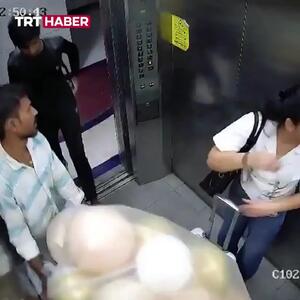  لحظه هولناک انفجار بادکنک‌های پر از گاز در آسانسور