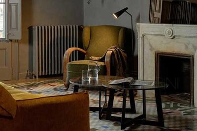  بازسازی کلاسیک آپارتمانی با طراحی خیره‌کننده