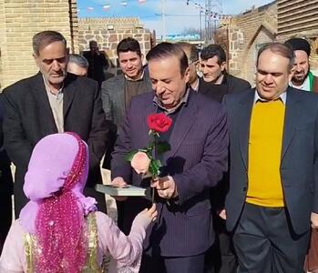  بازدید استاندار قزوین از کاروانسرای شاه‌عباسی آوج
