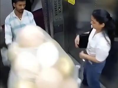  ببینید / لحظه هولناک انفجار بادکنک‌های پر از گاز در آسانسور