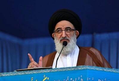  انتقاد امام جمعه کرج از طرح موضوع موتورسواری بانوان: نشان‌دهنده نفود و اجرای سند ۲۰۳۰ است