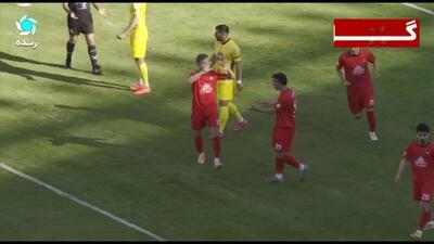  گل اول تراکتور به فجر سپاسی (امیرحسین حسین زاده)