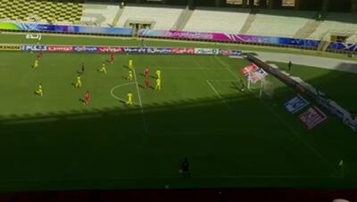  ویدیو: گل اول تراکتور به فجرسپاسی توسط حسین زاده