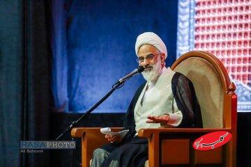  روایت نماینده ولی فقیه در سپاه از اظهارات سال ۸۴ یک سناتور درباره جنبش سبز در سال ۸۸/ انقلاب اسلامی مانند عاشورا به هیچ زمان و مکانی محدود نمی‌شود - کلبه سرگرمی